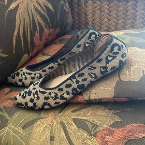 Cushionaire Memory Foam leopard print flats